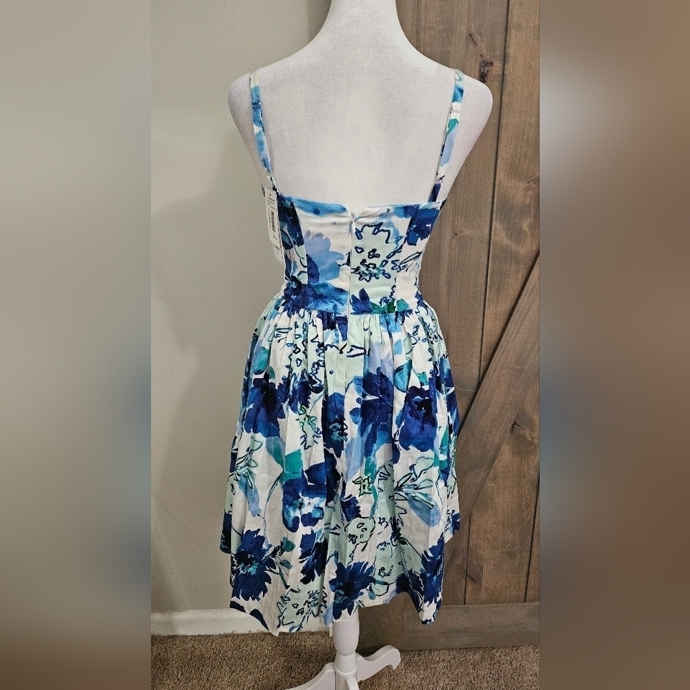 NWT Aqua Bloomingdale's Blue Floral Fit & Flare Sweatheart Neckline Sundress XS - Picture 7 of 16